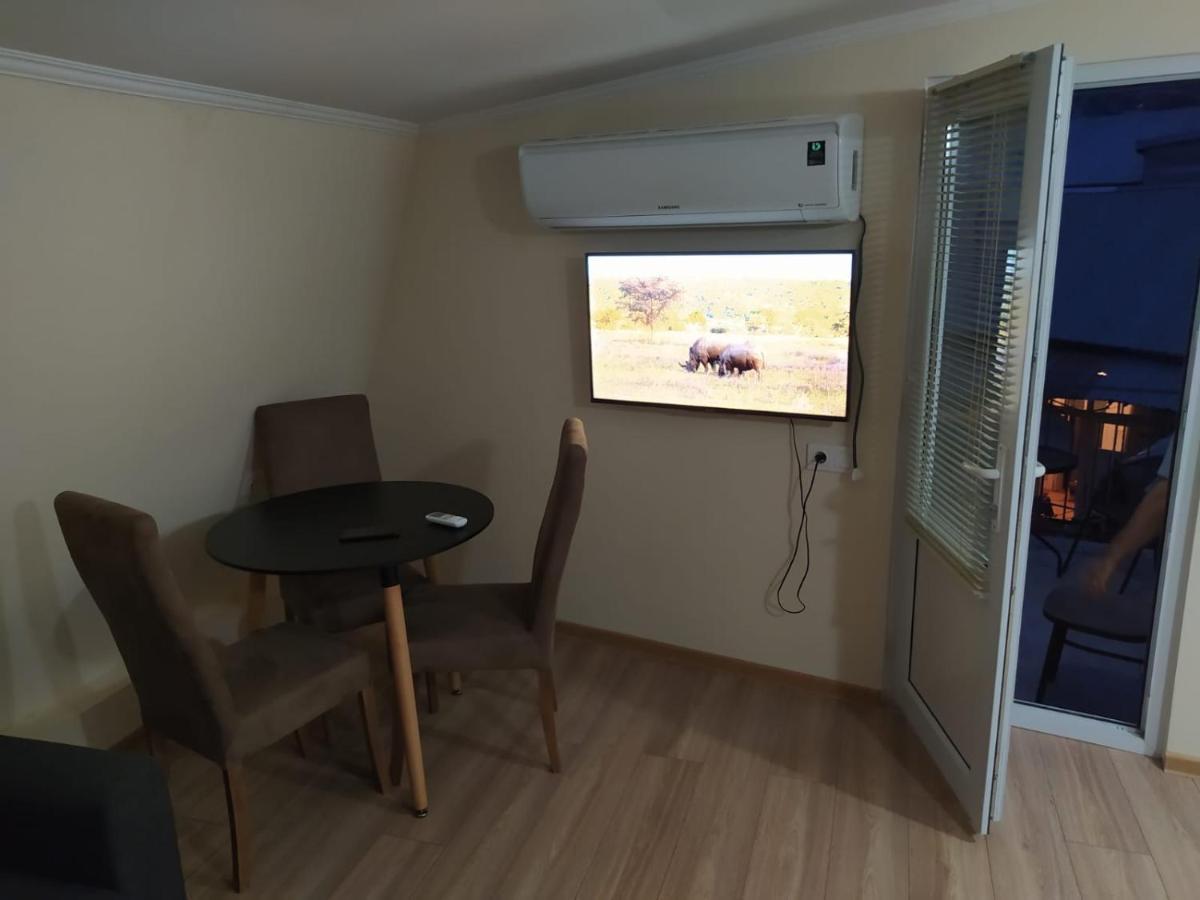 Apartment Dry Bridge Tbilisi Bagian luar foto