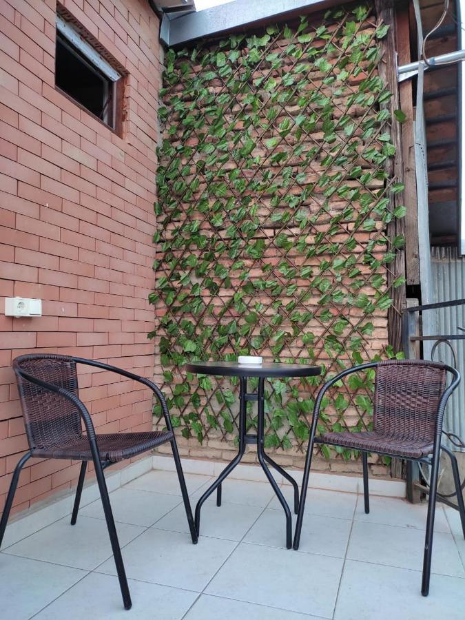 Apartment Dry Bridge Tbilisi Bagian luar foto